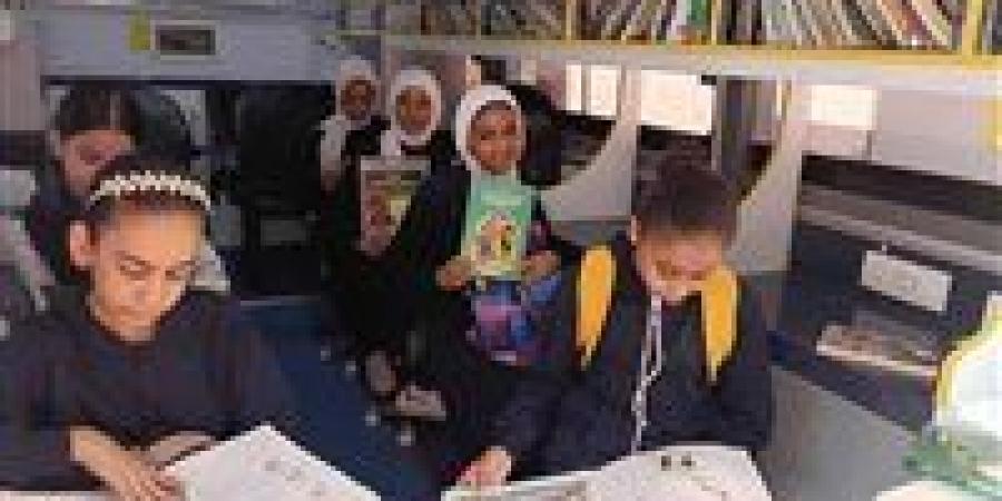 قصور
      الثقافة
      تحتفي
      ببطولات
      أكتوبر
      وتغرس
      روح
      الانتماء
      في
      أسيوط