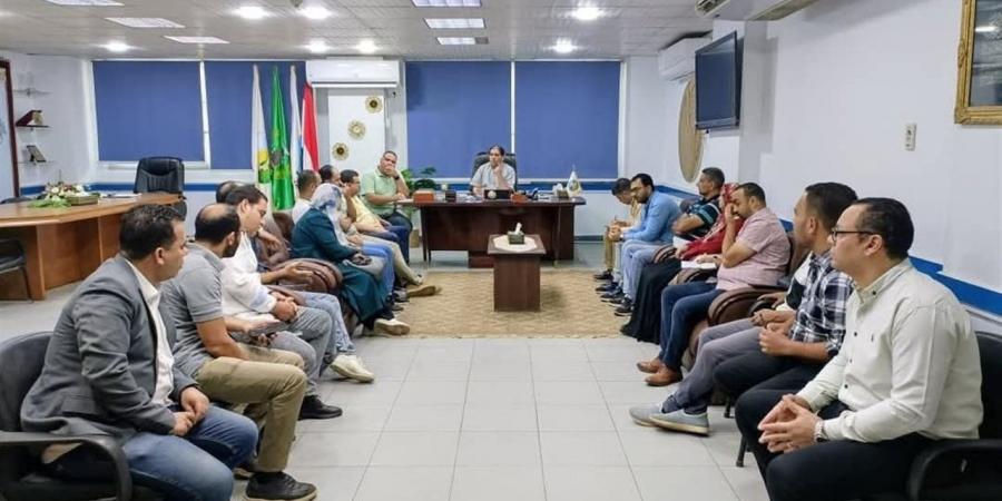 رئيس
      "مياه
      المنوفية"
      يوجه
      برفع
      حالة
      الاستعداد
      القصوى
      لموسم
      الأمطار
