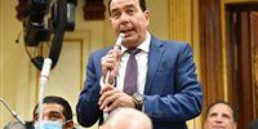 وكيل
      لجنة
      حقوق
      الإنسان:
      "وطن
      السلام"
      رسالة
      إنسانية
      خالدة
      من
      مصر
      إلى
      العالم