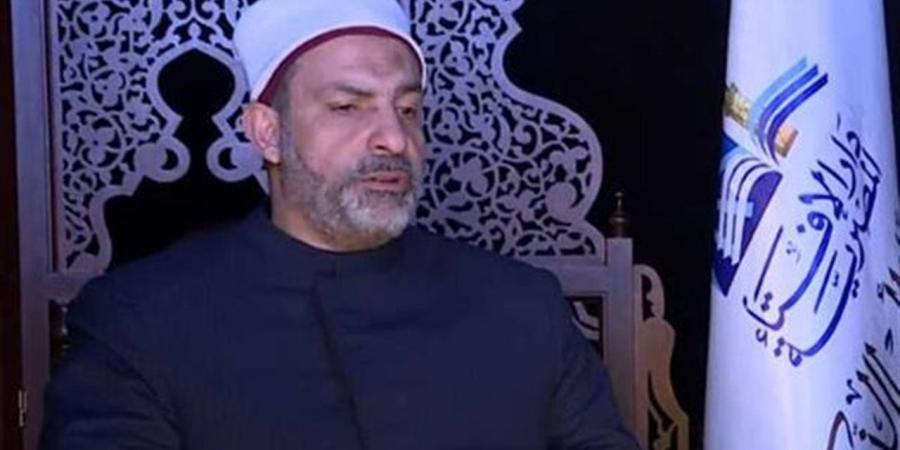 ما
      حكم
      لجوء
      بعض
      السائقين
      لزيادة
      الأجرة
      عن
      المحددة؟