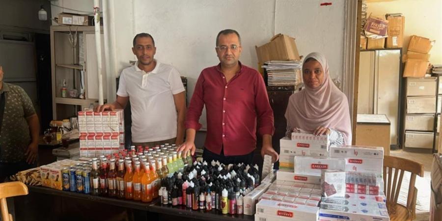 التموين:
      حملات
      مكبرة
      لضبط
      الغش
      التجاري
      ومخالفات
      تصل
      للسجن
      والغرامة