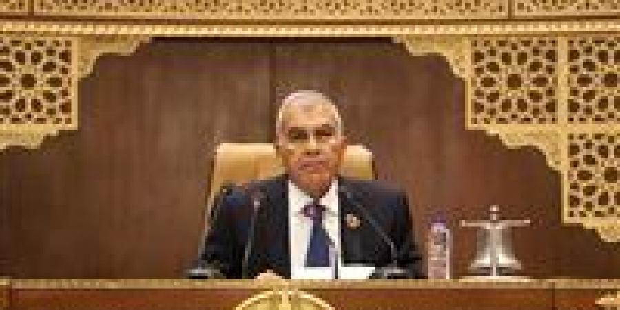 مسلم
      للجبهة
      الوطنية..
      وشوقي
      لحماة
      الوطن..
      الأحزاب
      تخطر
      مجلس
      الشئيوخ
      برؤساء
      الهيئات
      البرلمانية
