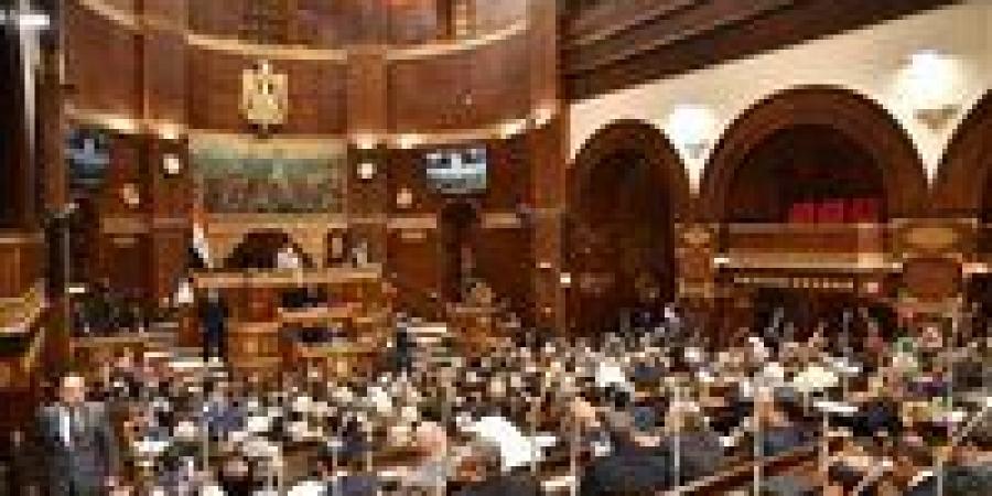 حسام
      الخولي
      رئيسا
      للهيئة
      البرلمانية
      لمستقبل
      وطن
      وعليوة
      للمصري
      الديمقراطي