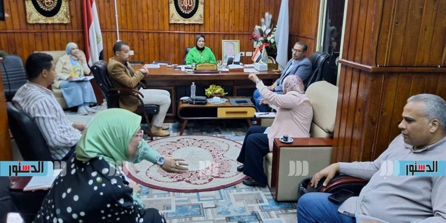 "تعليم
      مطروح":
      اجتماع
      تنسيقي
      مع
      مسئولي
      مؤسسة
      "مصر
      الخير"
      لمناقشة
      آليات
      التعاون
      المشترك