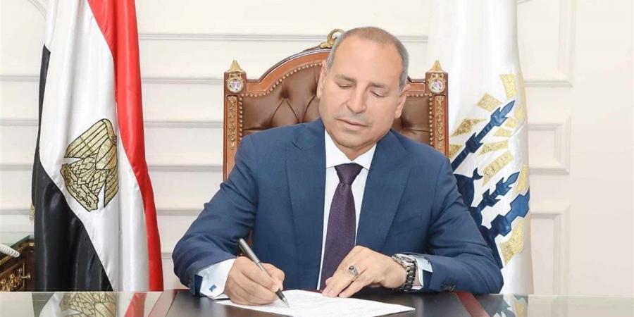 القابضة
      للصناعات
      الغذائية
      و"مستقبل
      مصر"
      تشاركان
      في
      اجتماع
      موسع
      بالقاهرة
      لبحث
      آليات
      ضبط
      الأسعار