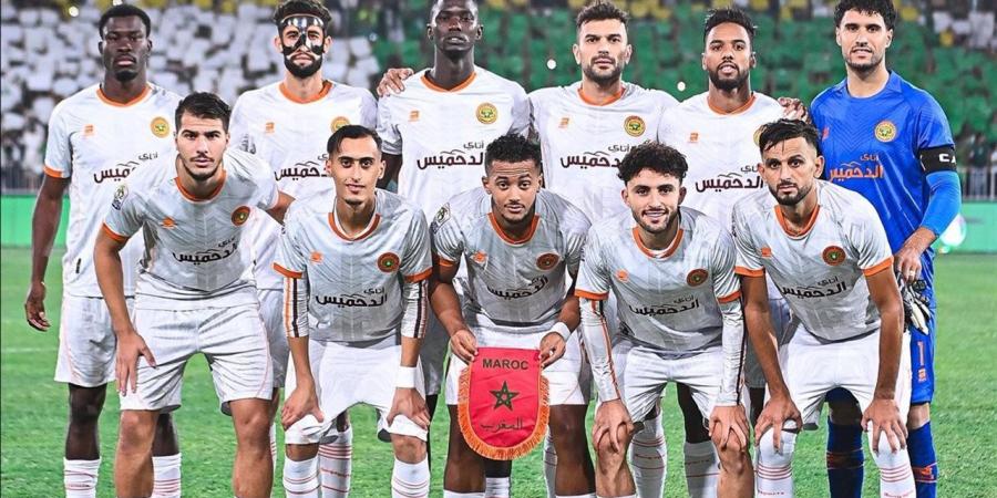 نهضة
      بركان
      يتعادل
      مع
      أهلى
      طرابلس
      فى
      ذهاب
      دور
      الـ
      32
      بدورى
      الأبطال