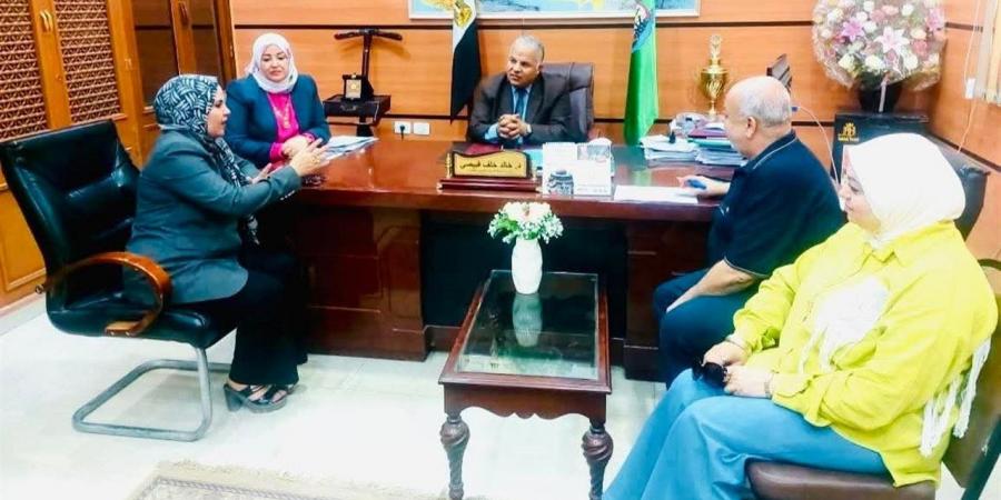 الثقافة
      والتربية
      والتعليم
      تنسقان
      لإطلاق
      مهرجان
      أعياد
      الطفولة
      بالفيوم