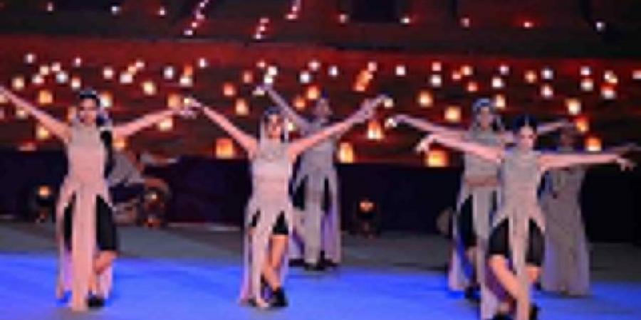 عروض
      لفرق
      الهند
      وسريلانكا
      ولبنان
      في
      مهرجان
      الإسماعيلية
      للفنون
      الشعبية