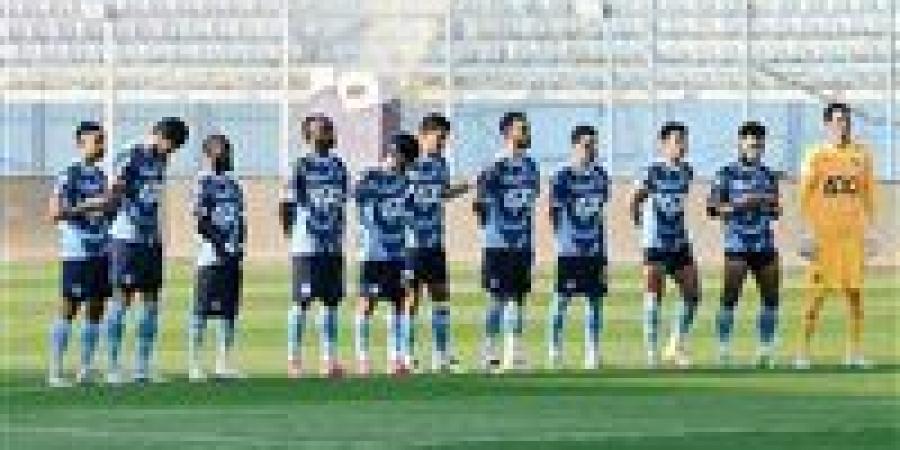 طاقم
      حكام
      من
      مدغشقر
      يدير
      مباراة
      بيراميدز
      والتأمين
      الأثيوبي
      فى
      دوري
      الأبطال