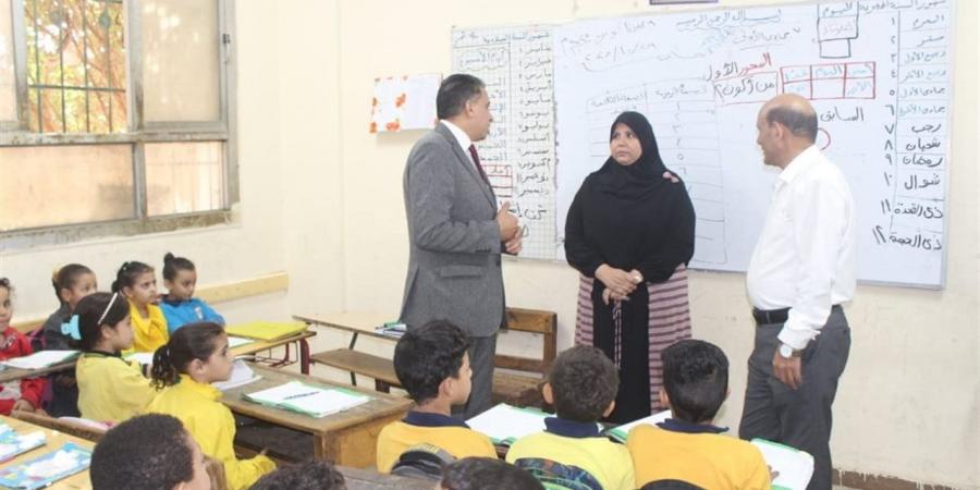 وكيل
      "تعليم
      الجيزة":
      الانضباط
      والأنشطة
      التربوية
      أساس
      نجاح
      العملية
      التعليمية