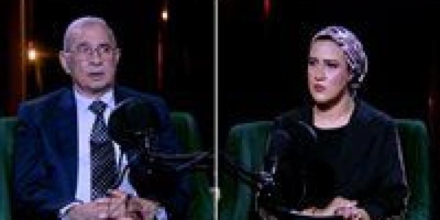 اللواء
      رفعت
      قمصان:
      نعيش
      عصر
      انفتاح
      وحرية
      سياسية
      غير
      مسبوقة