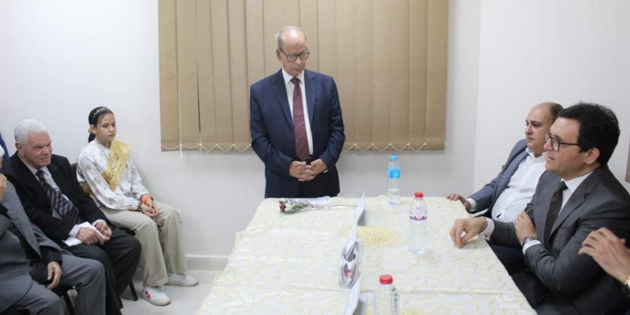 وزير
      الثقافة
      يلتقي
      مثقفي
      سوهاج
      لبحث
      آليات
      تطوير
      منظومة
      العمل