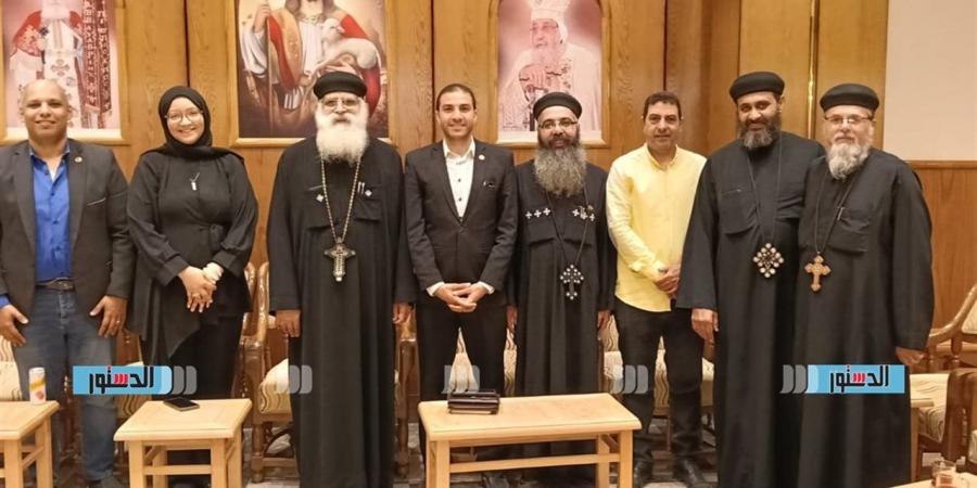 تدريب
      1000
      من
      القساوسة
      والآباء
      وروّاد
      الكنائس
      على
      ريادة
      الأعمال
      ببني
      سويف