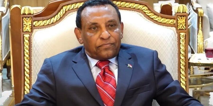 رئيس
      وزراء
      السودان:
      على
      مجلس
      الأمن
      تحمل
      مسئولياته
      ووضع
      حد
      للعنف
      الذي
      ترتكبه
      "الدعم
      السريع"