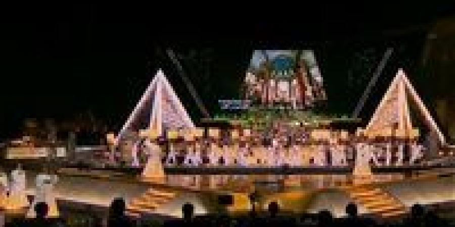 السيسي:
      مصر
      أول
      دولة
      عرفت
      الحضارة..
      واليوم
      نكتب
      صفحة
      جديدة
      في
      التاريخ
      بافتتاح
      المتحف
      المصري
      الكبير