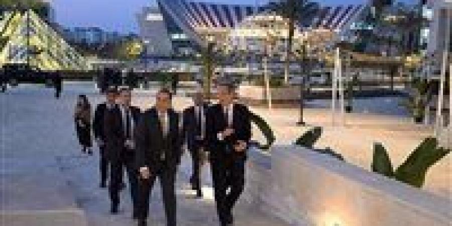 مصر
      تكشف
      تفاصيل
      حفل
      افتتاح
      المتحف
      المصري
      في
      مؤتمر
      صحفي
      عالمي