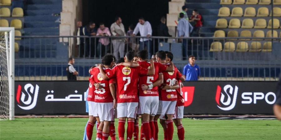 رابط
      البث
      المباشر
      لمباراة
      الاهلى
      والمصرى
      فى
      الدورى
      الممتاز