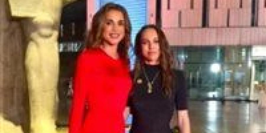 الملكة
      رانيا
      وابنتها
      سلمى
      في
      المتحف
      المصري
      الكبير:
      رحلة
      ملكية
      في
      قلب
      الحضارة