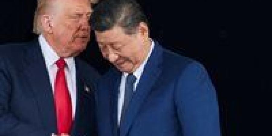 ترامب
      يلوّح
      بـ"عواقب
      وخيمة"
      للصين
      إن
      هاجمت
      تايوان