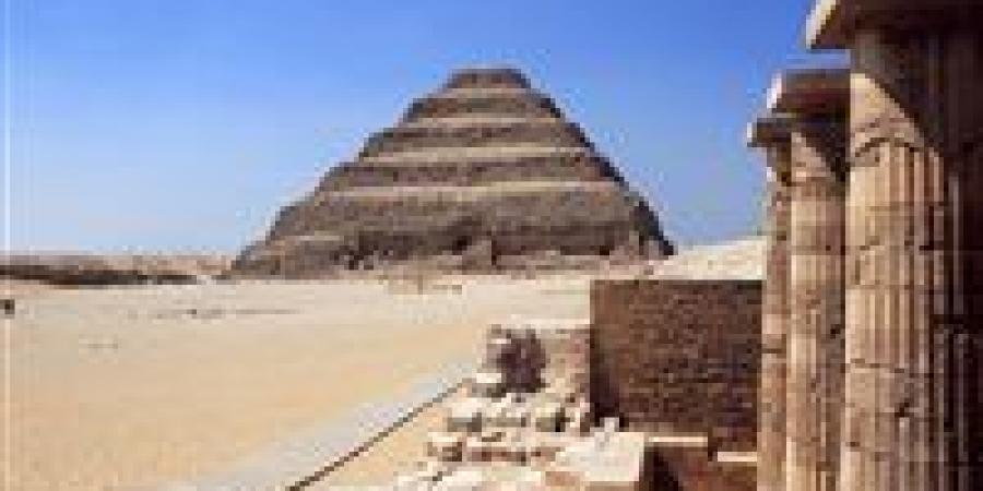 هولندا
      تعيد
      قطعة
      أثرية
      نادرة
      من
      عهد
      الملك
      تحتمس
      الثالث