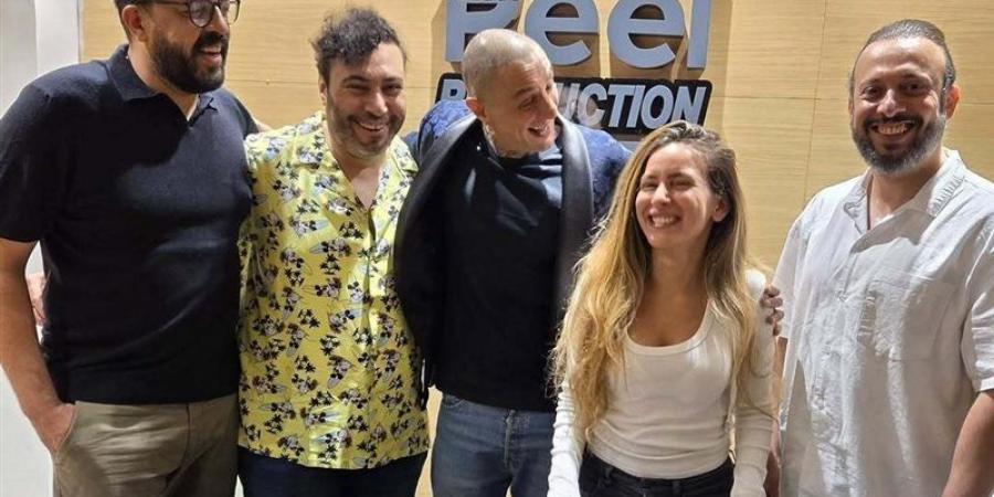 أحمد
      الفيشاوي
      وجميلة
      عوض
      يبدآن
      تصوير
      فيلم
      حين
      يكتب
      الحب..
      فما
      أحداثه
      ؟