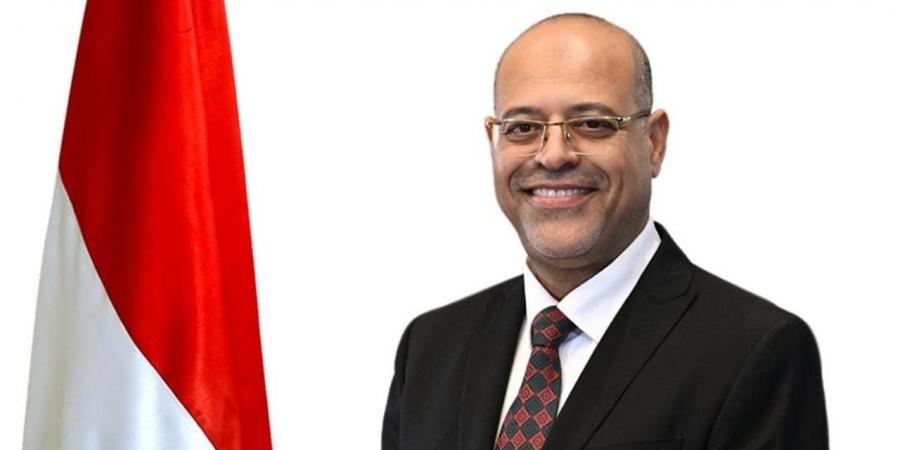 "العمل":
      إطلاق
      مبادرة
      جديدة
      توفر
      75
      ألف
      فرصة
      تدريبية
      مجانية
      داخل
      المنشآت