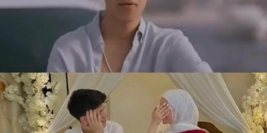 نجم
      "ذا
      فويس
      كيدز"
      السوري
      يحتفل
      بخطوبته..
      والجمهور
      مُتفاجئ!
      (صورة)