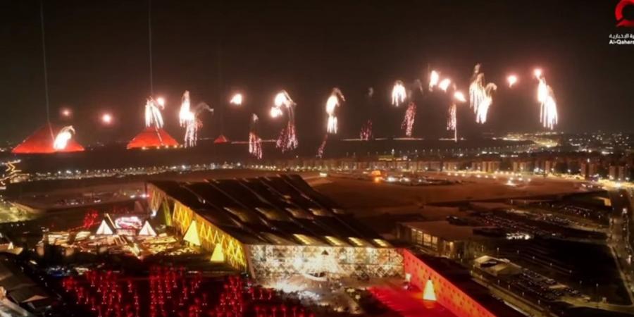 واشنطن
      بوست:
      حفل
      افتتاح
      المتحف
      عكس
      عظمة
      التاريخ
      الفرعوني
      وروعة
      مصر
      الحديثة