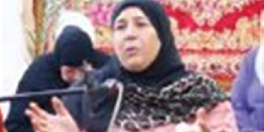 الباحثة.. فتاة تدشن أول فريق نسائى لتوثيق تقاليد وأغانى الأفراح الريفية