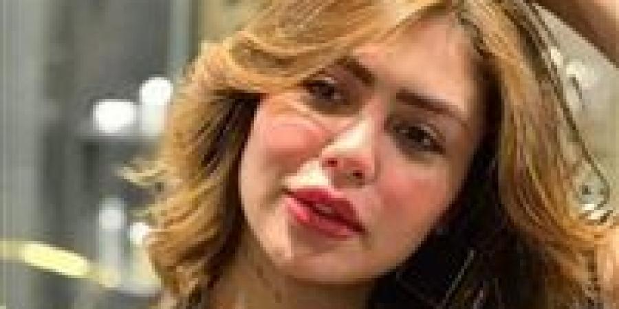 بتهمة بث فيديوهات خادشة.. تأييد حبس هدير عبد الرازق سنة