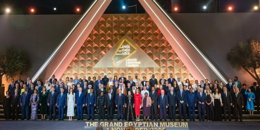 "فايننشال تايمز": مصر تُعزز مكانتها كقوة حضارية وإنسانية عالمية بالمتحف الكبير