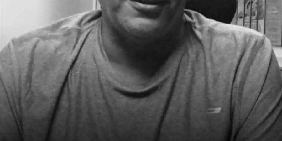 أحمد حلمي ينعى السيناريست أحمد عبد الله