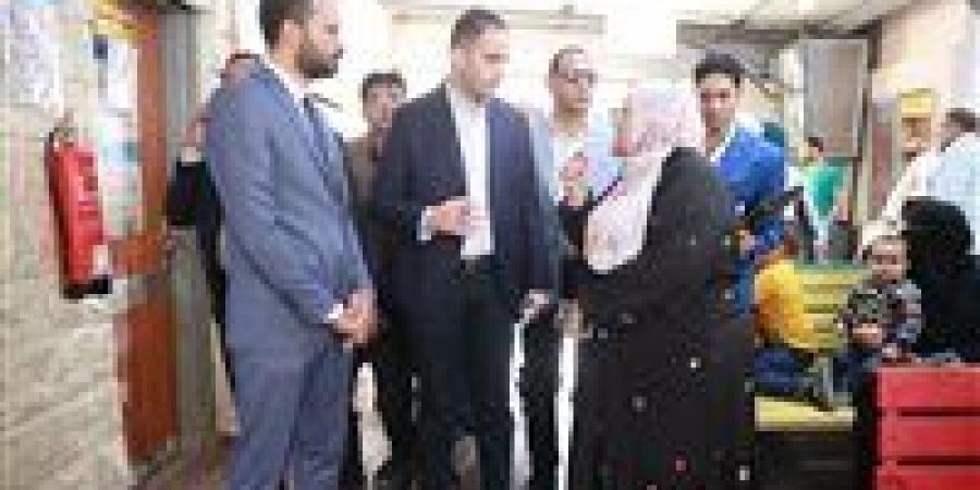 نائب وزير الصحة يتفقد مستشفيات مطروح ويوجه بتسريع تشغيل «الصدر» و«الحميات» لتخفيف الضغط على المستشفى العام