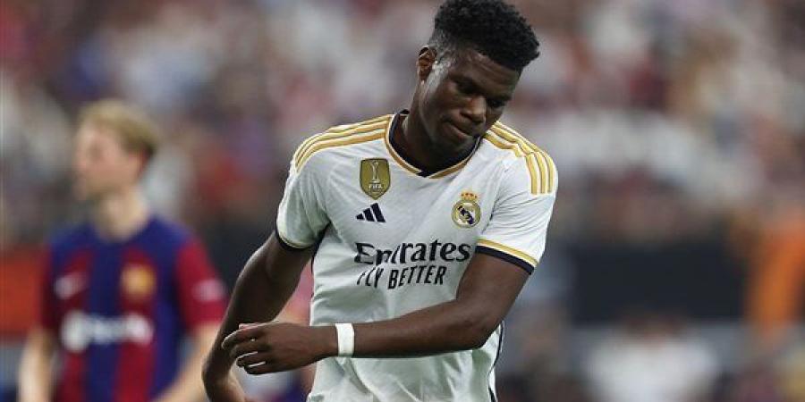 بتمزق في العضلة الخلفية.. تشاوميني ينضم إلي قائمة غيابات ريال مدريد