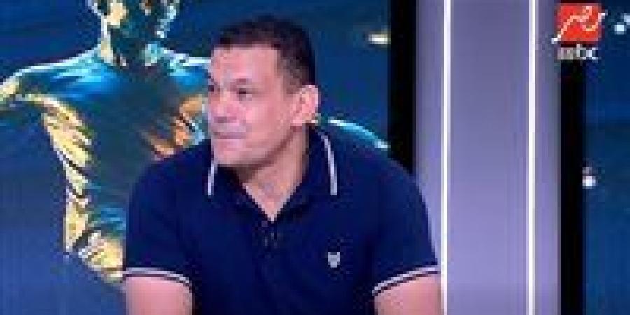 عبد الواحد السيد يخرج عن صمته ويرد على أزمة صورته بالإمارات في مجلة الأهلي