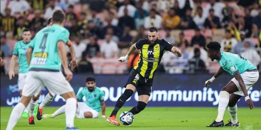 موعد مباراة الاتحاد والأهلي في دوري روشن السعودي والقنوات الناقلة والتشكيل المتوقع