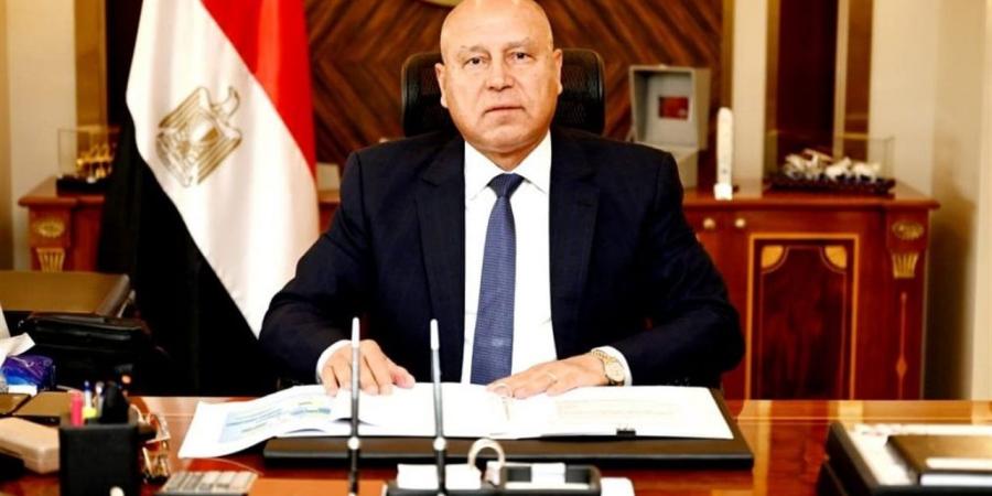 مشاركون في معرض الصناعة والنقل يشيدون بدور كامل الوزير في دعم المصنعين