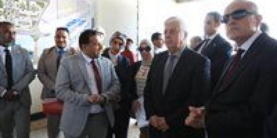 وزير التعليم العالي ومحافظ الأقصر يتفقدان مشروعات جامعة الأقصر بتكلفة 2.3 مليار جنيه