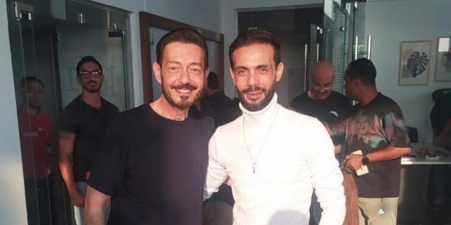 قريبًا.. شريف إدريس يروج لـ مسلسل لعبة وقلبت بجد بطولة أحمد زاهر