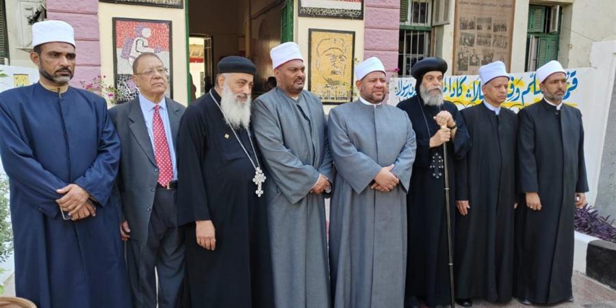 مظاهرة في حب الوطن.. الرموز الدينية تحث المواطنين على المشاركة الإيجابية بانتخابات النواب