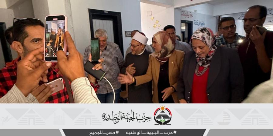 رئيس لجنة الشئون الدينية بمجلس الشيوخ يدلي بصوته في في انتخابات مجلس النواب