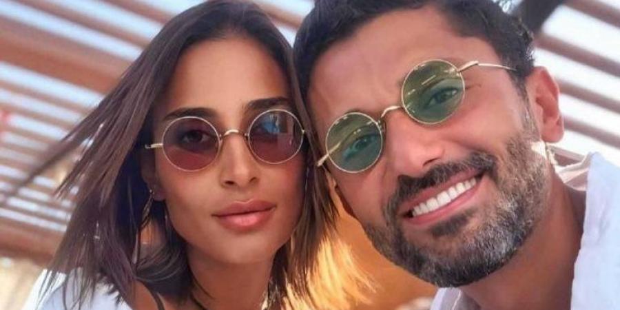 "مراتي بنت ناس".. كيف تحدث كريم محمود عبد العزيز عن زوجته قبل الطلاق