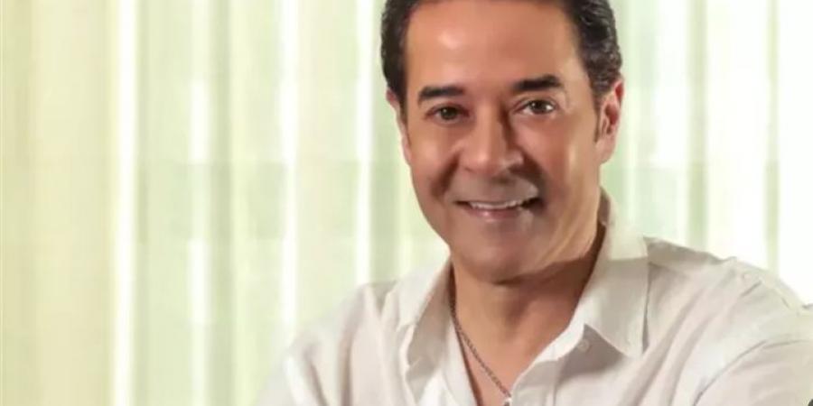 في هذا الموعد.. مدحت صالح يطرح احدث اعماله الغنائية بعنوان انت وبس