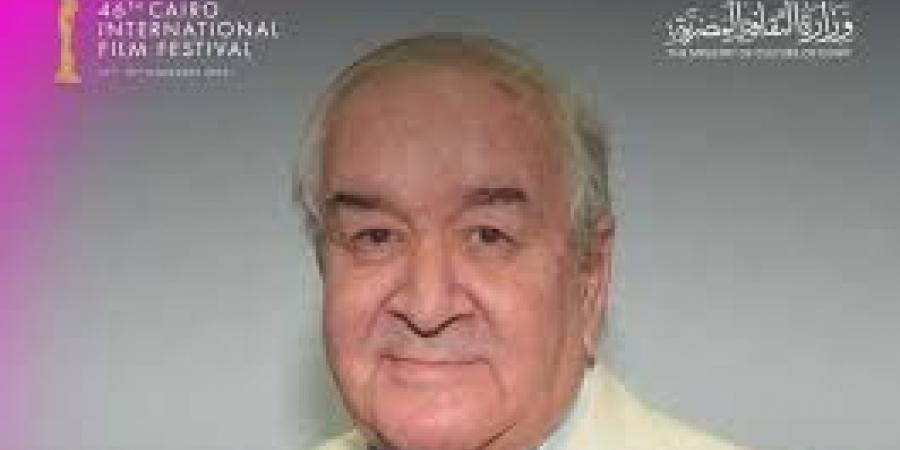 خالد النبوي يوجه رسالة إلى المخرج محمد محمود عبدالعزيز.. ماذا قال؟