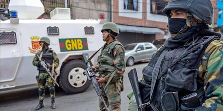 عاجل.. فنزويلا تتأهب.. 200 ألف عسكرى ينتشرون لمواجهة "تهديدات" واشنطن