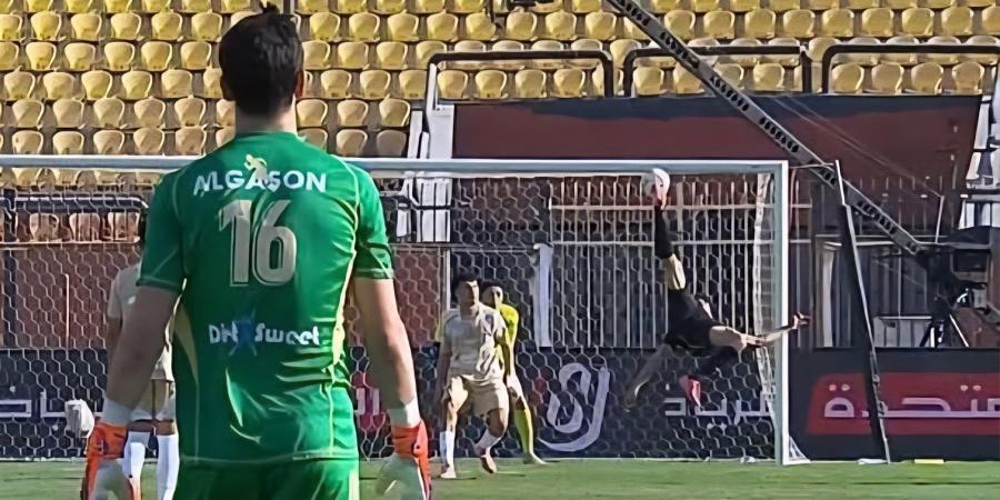 عمرو ناصر يزاحم يامال على جائزة بوشكاش 2025.. هدف تاريخي يهز العالم