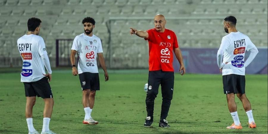 منتخب مصر يختتم تدريباته استعدادًا لمواجهة أوزبكستان غدًا
