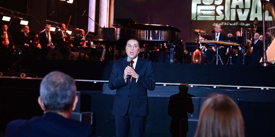 رئيس الوزراء يشهد تدشين مهرجان الفسطاط الشتوي بأمسية رائعة للموسيقار عمر خيرت.. صور