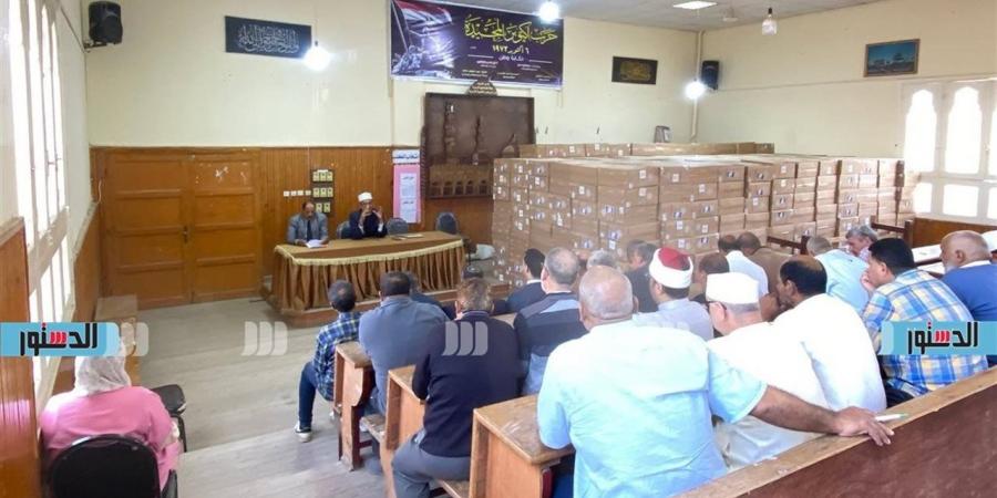 رئيس كفر الشيخ الأزهرية يتابع تجهيزات 39 مقرًا انتخابيًا داخل المعاهد