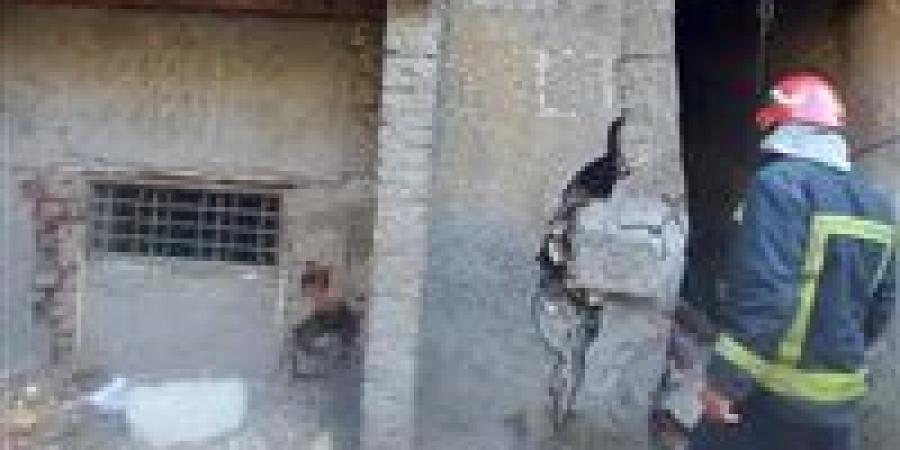 قرب مطعم شهير.. انهيار جدار عقار في ساحل روض الفرج